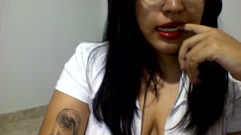 kion_and_valu online show from 06/18/26, 01:50