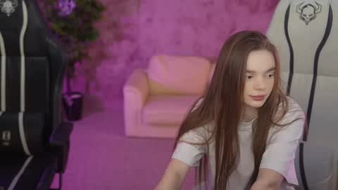 Sweet girls online show from 02/11/25, 09:56