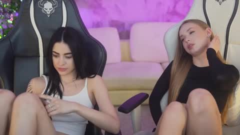Sweet girls online show from 02/20/25, 10:16