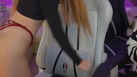 Sweet girls online show from 03/03/25, 02:26