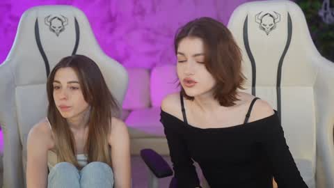 Sweet girls online show from 03/06/25, 08:05