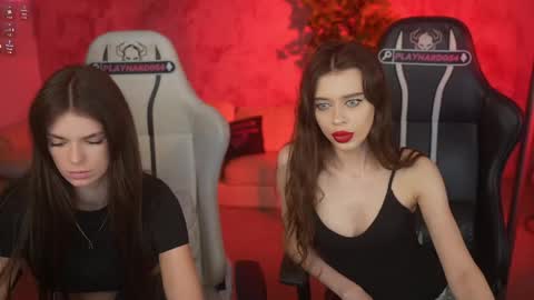 Sweet girls online show from 06/06/26, 08:13
