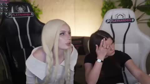 Sweet girls online show from 07/28/26, 11:05