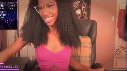 Snapshot of kira21_13 chatting on 09/28/25, 01:55 Kira21 13 online show from 09/28/25, 01:55