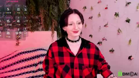 Kira online show from 06/11/26, 08:18