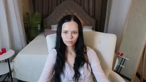 kira_bliss_ online show from 07/05/26, 04:19