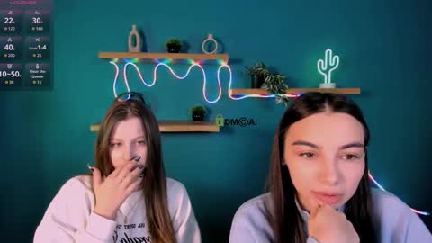 kira_light__ online show from 11/27/25, 09:22