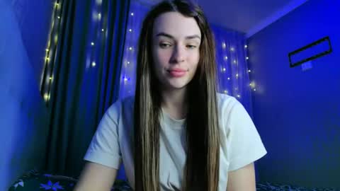 Kira love1 online show from 04/04/26, 08:50