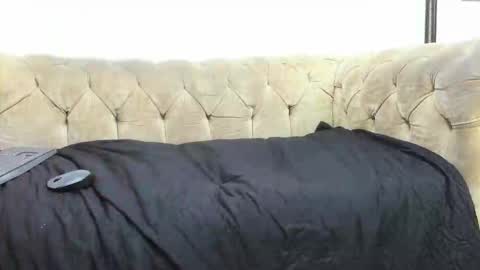 kira online show from 03/03/25, 02:59