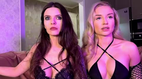 Snapshot of kira_mmr chatting on 12/07/24, 06:26 Kira and friends online show from 12/07/24, 06:26