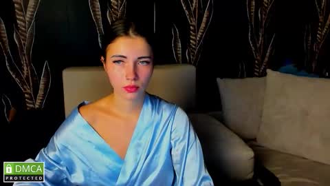 Kira  online show from 10/18/25, 07:03