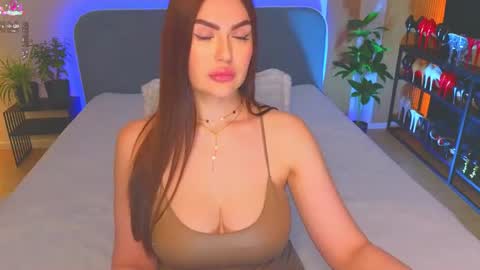 Kira online show from 07/19/26, 12:58