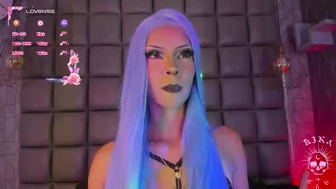 Kira  online show from 07/12/26, 05:31