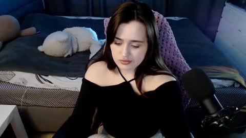 Kira  follow me  online show from 02/09/25, 05:08