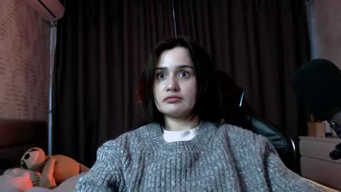 Kira  follow me  online show from 05/15/26, 11:45