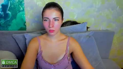 kiraa sunny online show from 11/19/25, 07:36