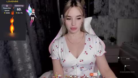 Snapshot of kirakrox chatting on 10/17/25, 08:33 kirakrox online show from 10/17/25, 08:33