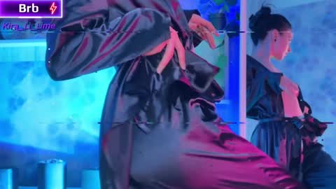 Kira    online show from 12/08/24, 10:14