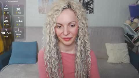 kiramartins cat online show from 11/26/25, 05:25