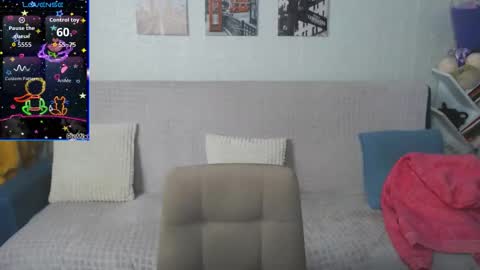 kiramartins cat online show from 12/15/25, 05:50