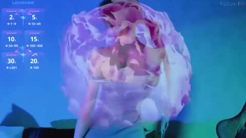 Snapshot of kiramontoyaa chatting on 11/04/25, 05:23 Kira online show from 11/04/25, 05:23