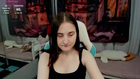 Snapshot of kiraparker chatting on 04/03/26, 02:04 KiraParker online show from 04/03/26, 02:04