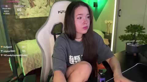 Kira online show from 02/25/25, 02:33