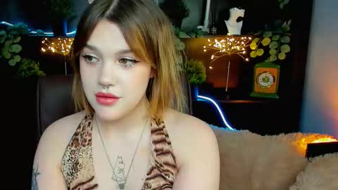 Snapshot of kirarid chatting on 11/01/25, 04:53 kirarid online show from 11/01/25, 04:53