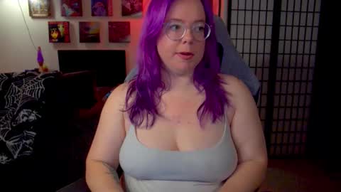 Snapshot of kiraspitqueen chatting on 03/16/26, 03:45 KiraSpitQueen online show from 03/16/26, 03:45