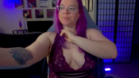 Snapshot of kiraspitqueen chatting on 04/05/26, 03:47 KiraSpitQueen online show from 04/05/26, 03:47