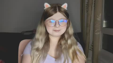 KiraYume online show from 05/14/26, 08:15