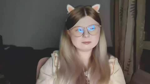 KiraYume online show from 05/19/26, 06:14