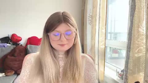 KiraYume online show from 06/04/26, 01:33
