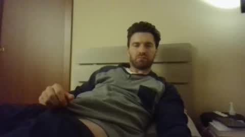 Snapshot of kiri0101 chatting on 10/22/25, 02:45 kiri0101 online show from 10/22/25, 02:45