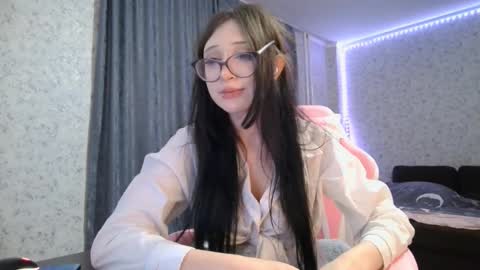 Nicole online show from 09/11/25, 07:14
