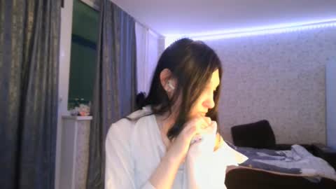 Nicole online show from 10/13/25, 06:08