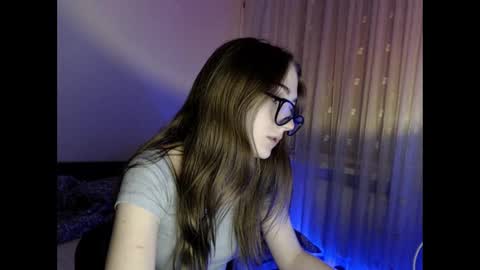 Snapshot of kisa____ chatting on 02/12/25, 03:38 kisa____ online show from 02/12/25, 03:38