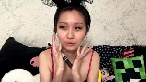 Snapshot of kishagray chatting on 05/26/26, 01:18 Hina online show from 05/26/26, 01:18