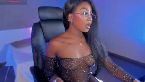 kishalove_ online show from 09/25/25, 10:52