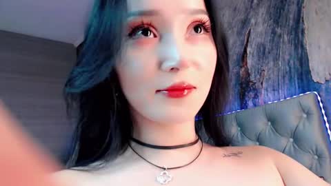 kiss_passion_ online show from 02/20/25, 06:50