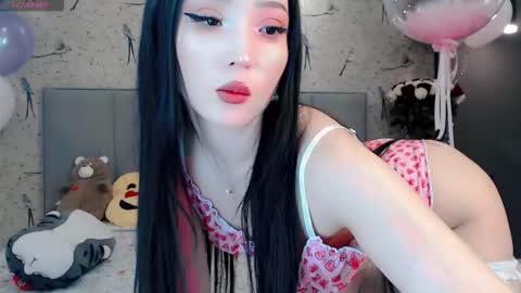 kiss_passion_ online show from 09/14/25, 04:44
