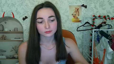 Snapshot of kiss_shy chatting on 11/01/25, 10:34 Valeria online show from 11/01/25, 10:34