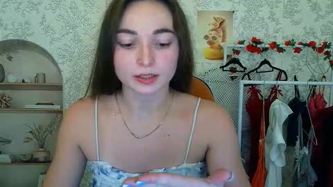 Snapshot of kiss_shy chatting on 11/09/25, 02:59 Valeria online show from 11/09/25, 02:59