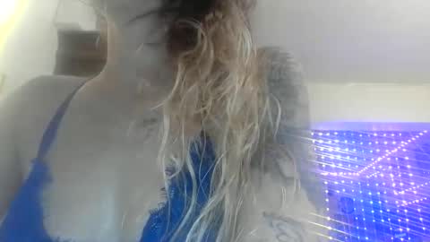 Snapshot of kissababyy47 chatting on 01/31/25, 12:17 KiSSABABYY online show from 01/31/25, 12:17