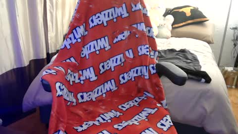 Snapshot of kissababyy47 chatting on 02/25/25, 11:44 KiSSABABYY online show from 02/25/25, 11:44