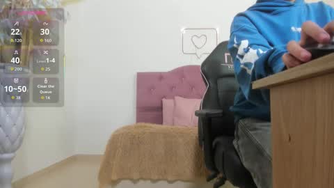 KISSI  online show from 10/10/25, 11:42