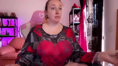 kissica online show from 10/28/25, 10:30