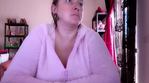 kissica online show from 11/04/25, 09:30