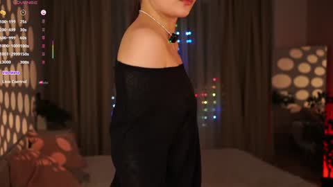 Lola online show from 06/12/26, 08:52
