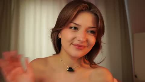 Lola online show from 06/25/26, 05:12